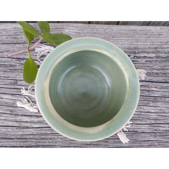 Vintage Green Pottery Bowl // Handcrafted Ceramic Pot - Picture 5 of 10